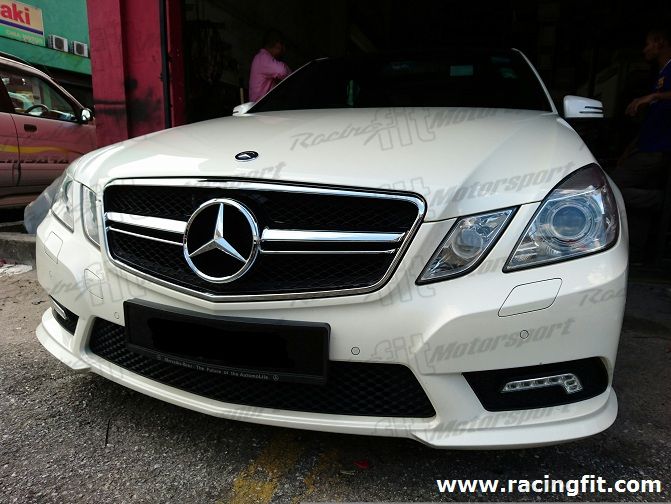 Mercedes Benz E-Class W212 Grille